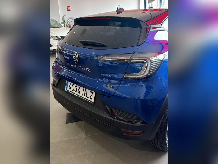 Renault Captur Techno E-tech Híbrido foto 5